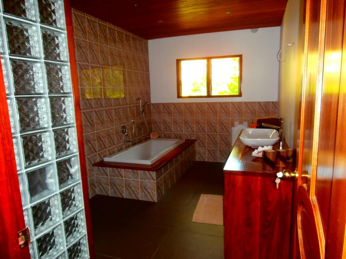Korovesi Sunshine Villas Savusavu Extérieur photo