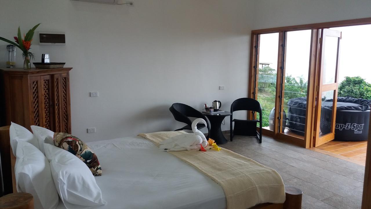 Korovesi Sunshine Villas Savusavu Extérieur photo