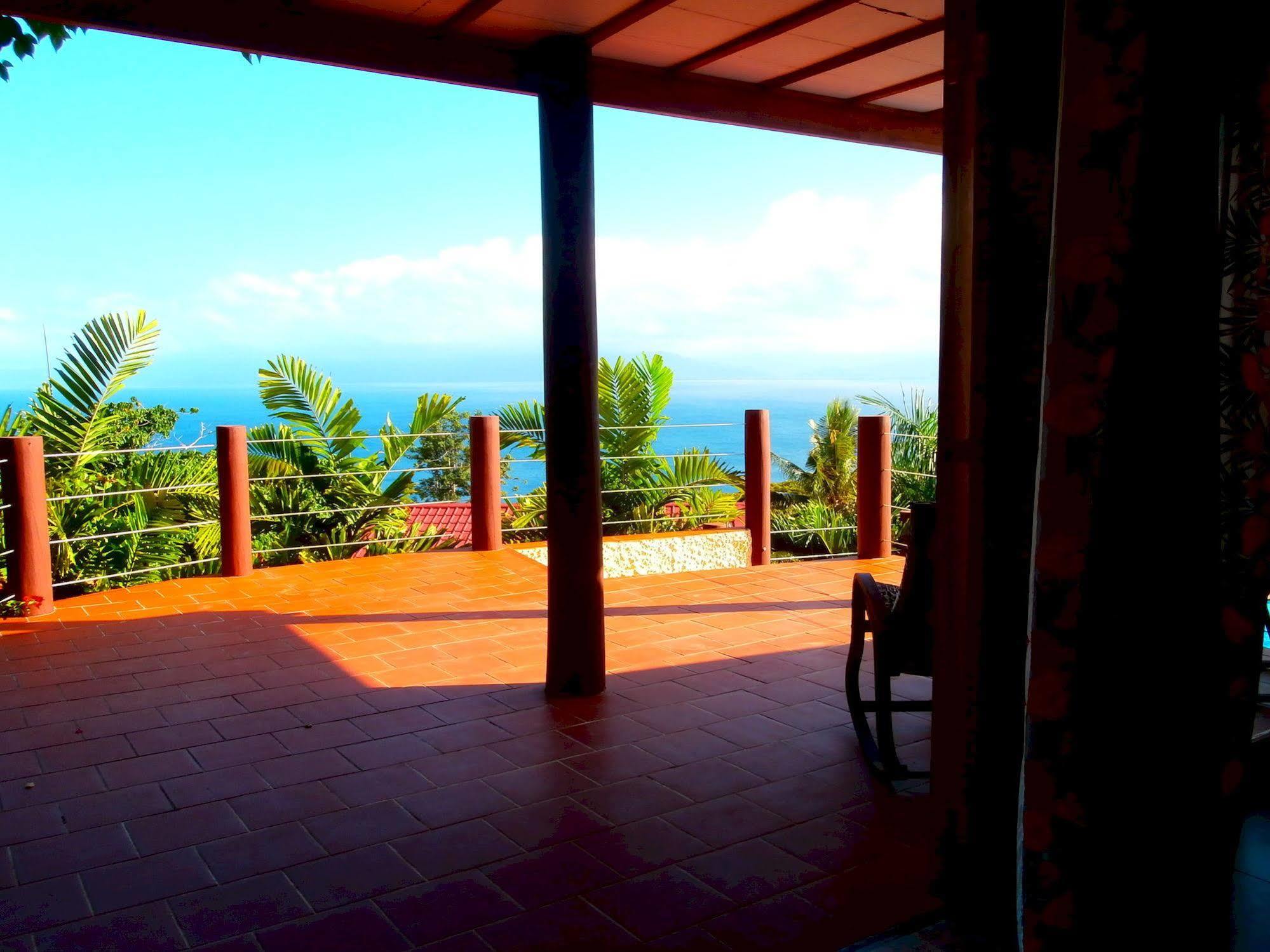 Korovesi Sunshine Villas Savusavu Extérieur photo