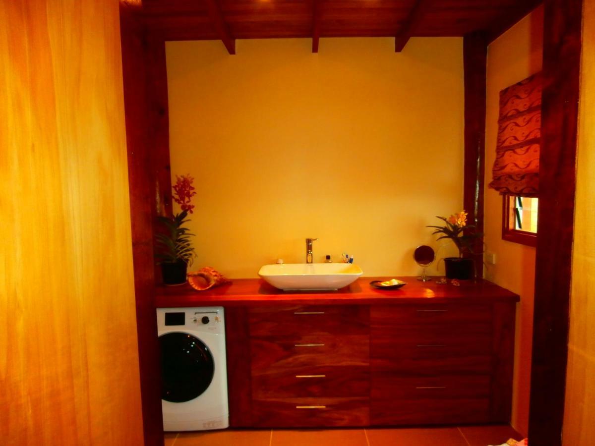 Korovesi Sunshine Villas Savusavu Extérieur photo